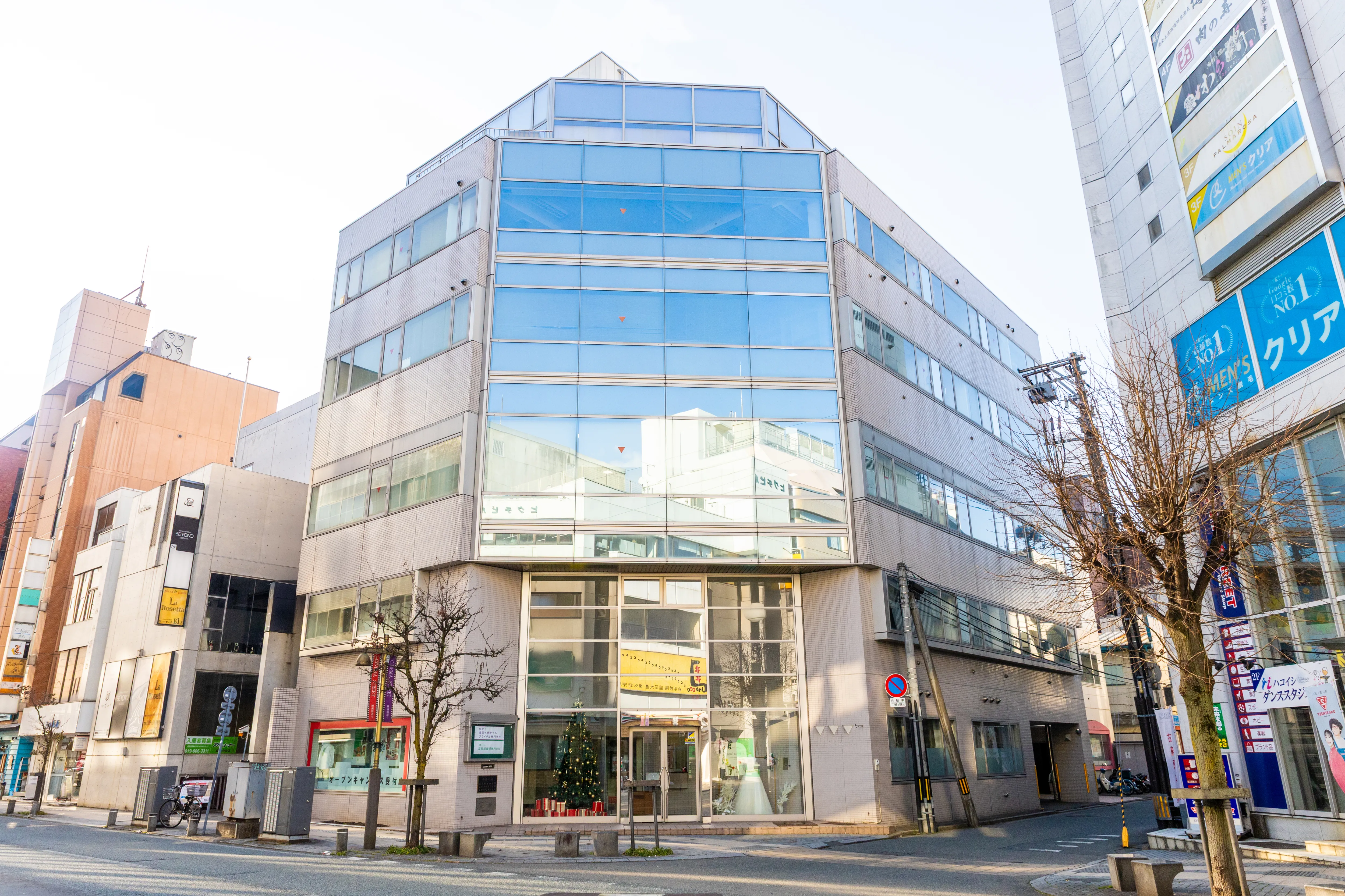 MCL盛岡外語観光&ブライダル専門学校の外観の写真